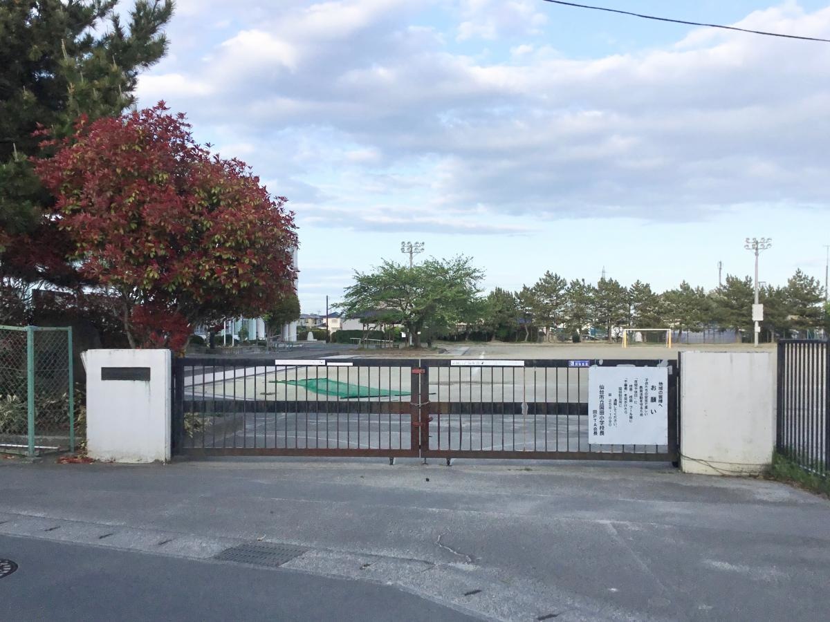 岡田小学校です。