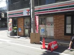 セブンイレブン　大阪高麗橋４丁目店