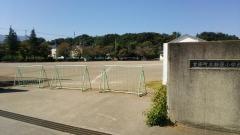 新屋小学校