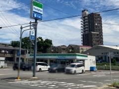 ファミリーマート　東海八幡新田店