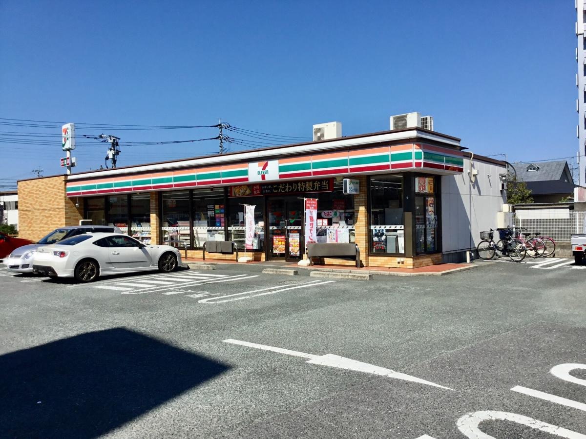 コンビニ