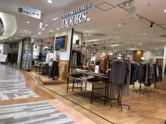 ＵＲＢＡＮ　ＲＥＳＥＡＲＣＨ　ＤＯＯＲＳ　アミュプラザ博多店