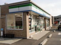 ファミリーマート　総社岡谷店
