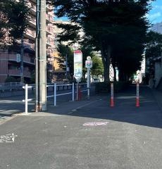 「稲城中央橋」バス停留所