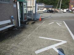 「片島岸壁」バス停留所