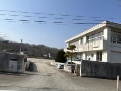前川小学校