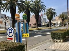 「堀川町」バス停留所