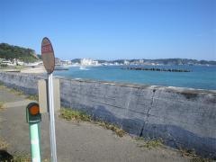 「串浜海水浴場」バス停留所