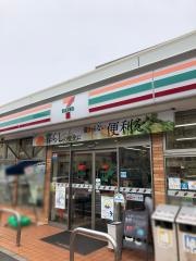 セブンイレブン　川崎下小田中１丁目店