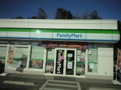ファミリーマート　とまと南河内店