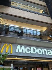 マクドナルド　江坂ハートランド店