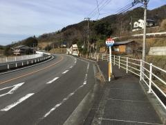 「東椎谷」バス停留所