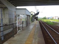 スポーツ公園駅