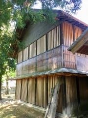 中里神社本殿