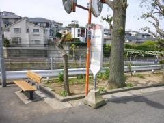 「東二ノ辻」バス停留所