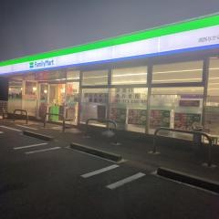 ファミリーマート　湖西なか店