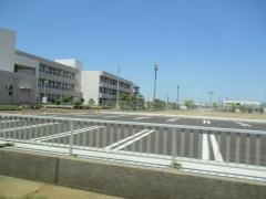 粟生津小学校