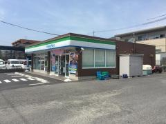ファミリーマート　東梅坪店