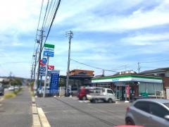 ファミリーマート　東梅坪店