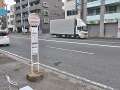 「中央市場通り」バス停留所