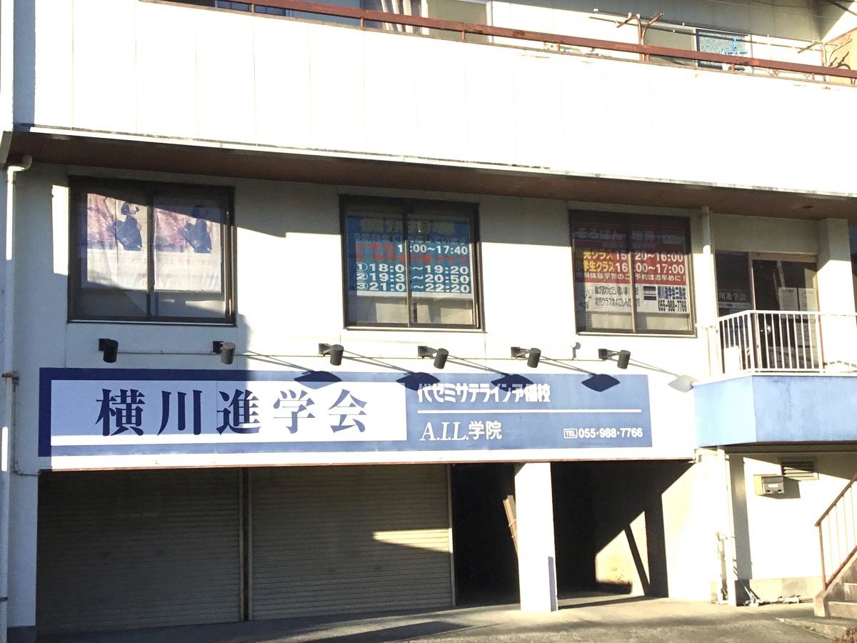 正面玄関