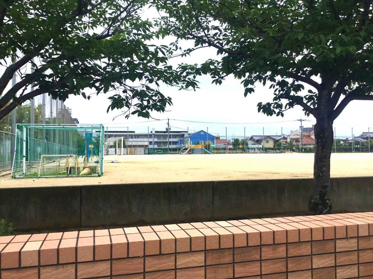 下郡小学校