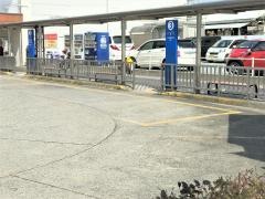 「松阪駅前」バス停留所