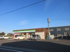 ファミリーマート　各務原成清町六丁目店