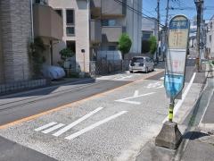 「下田町」バス停留所