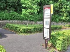 「神明社前」バス停留所