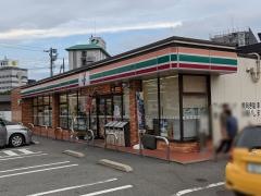セブンイレブン　山口湯田温泉4丁目店