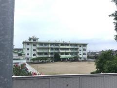 小石小学校