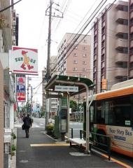 「江戸川高校前」バス停留所