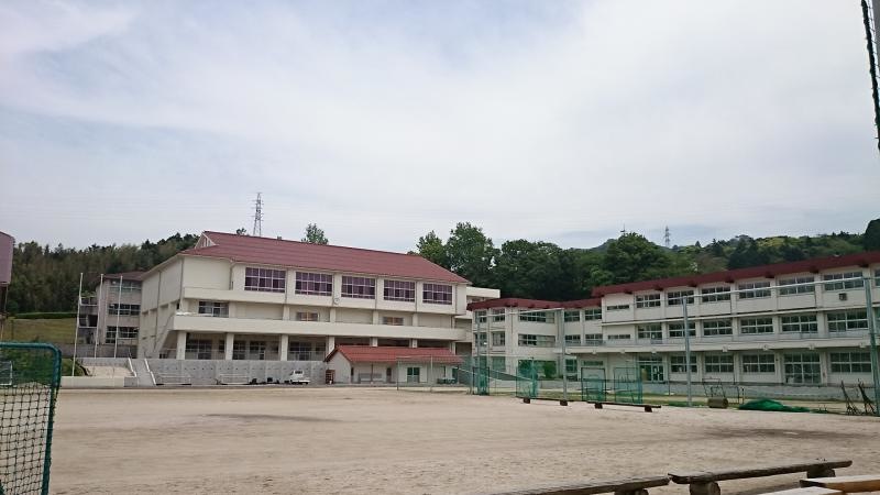 校舎外観