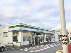 ファミリーマート　グラウンド通り店