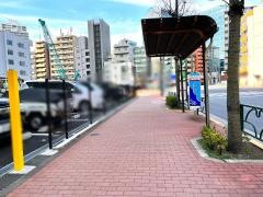 「八千代橋」バス停留所