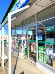 ファミリーマート　松阪伊勢寺町店