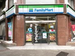 ファミリーマート　伏見通栄店