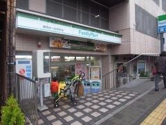 ファミリーマート　新百合ケ丘駅前店