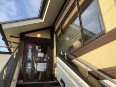 藍屋鶴見二国店
