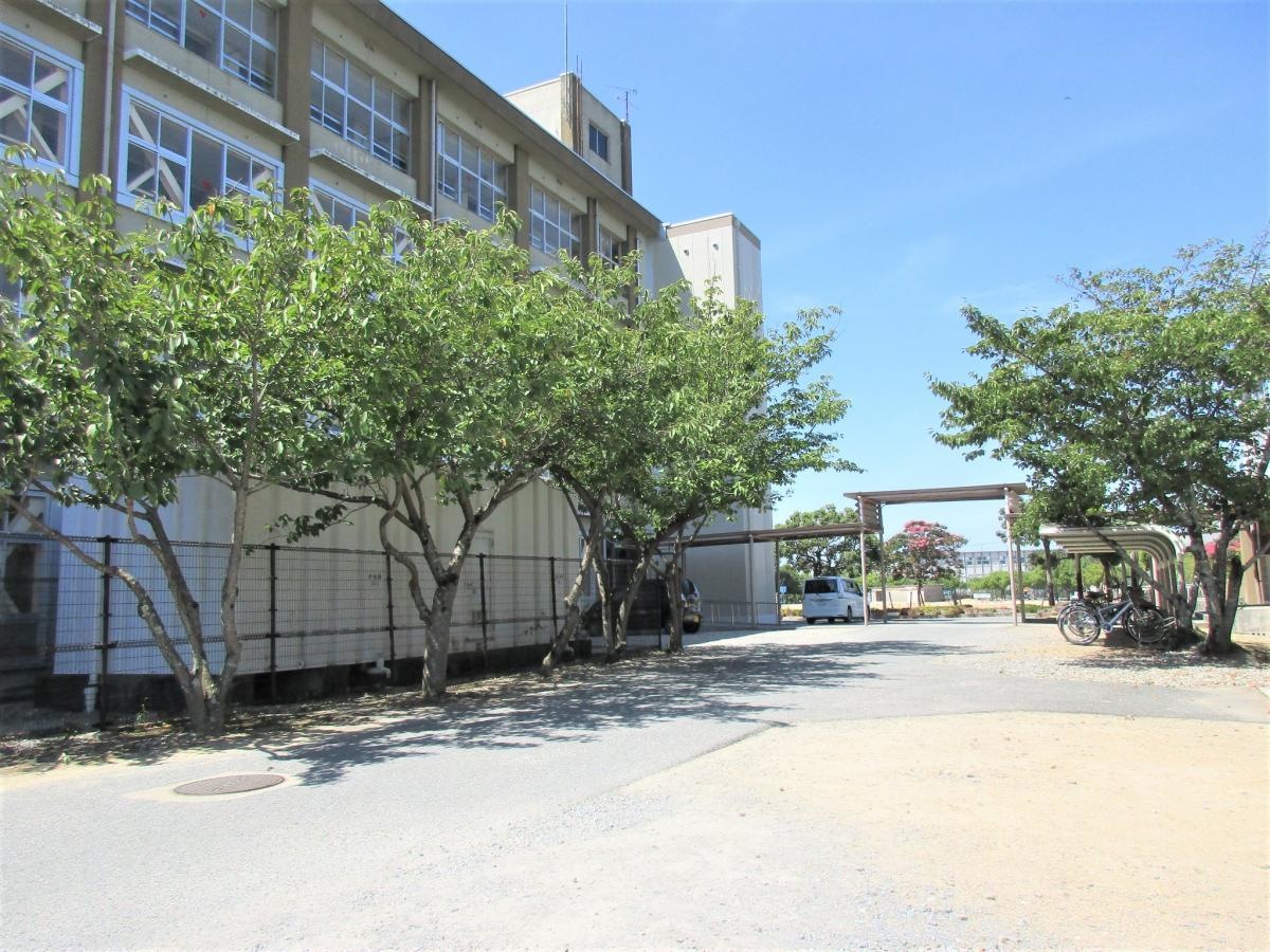 建物全景です。