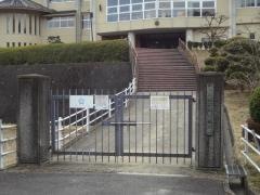 六郷小学校