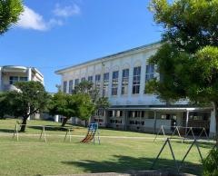 下地小学校