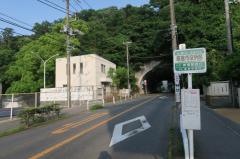 「鎌倉市役所前」バス停留所