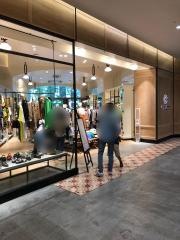 ＢＥＡＵＴＹ　&　ＹＯＵＴＨ　ＵＮＩＴＥＤ　ＡＲＲＯＷＳ　みなとみらい店