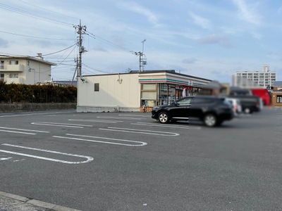 マーケットピア セブンイレブン 高崎貝沢町店