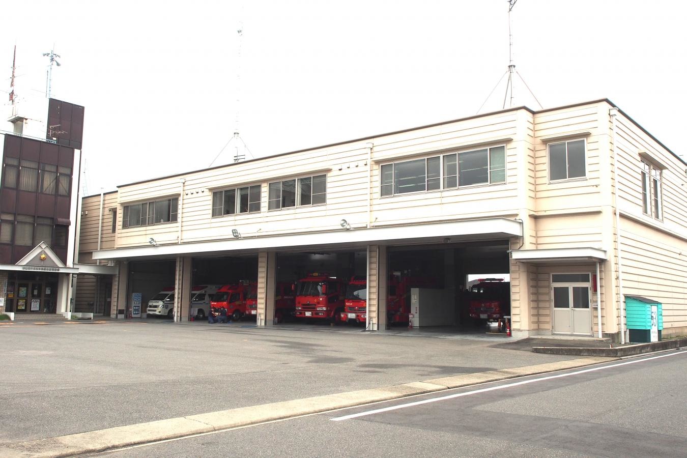 車庫外観です
