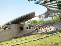 維新百年記念公園野外音楽堂