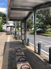 「東川口駅北口」バス停留所