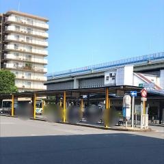 「根岸駅前」バス停留所